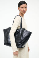 BLACK CROCO