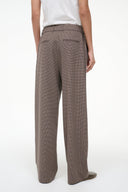 HOUNDSTOOTH