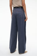 CHAMBRAY