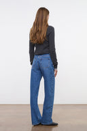 VINTAGE WASH