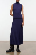 Midnight blue knit pleated midi skirt with elastic waistband