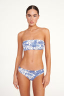 BLUE TOILE